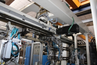 Thumb7-Linea automatica di confezionamento a servizio delle 2 presse Nestal con matricole 9N 98015 e 9N 98014 varie riferimento lotto 367 inventario Ac 8463  000 00